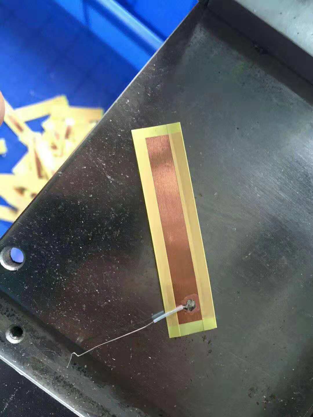 代理銅箔背膠、銅箔焊引線、銅箔穿套管、銅箔貼焊點、銅箔焊線、銅箔裁切等代加工工序